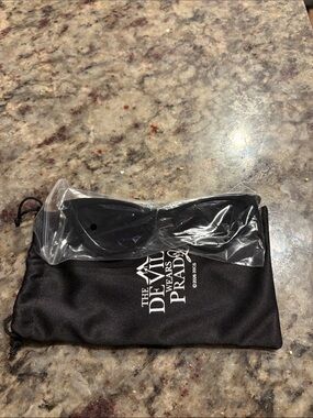 Devil Wears Prada 2 Exclusive Premiere Black Women's Sunglasses with Logo Pouch